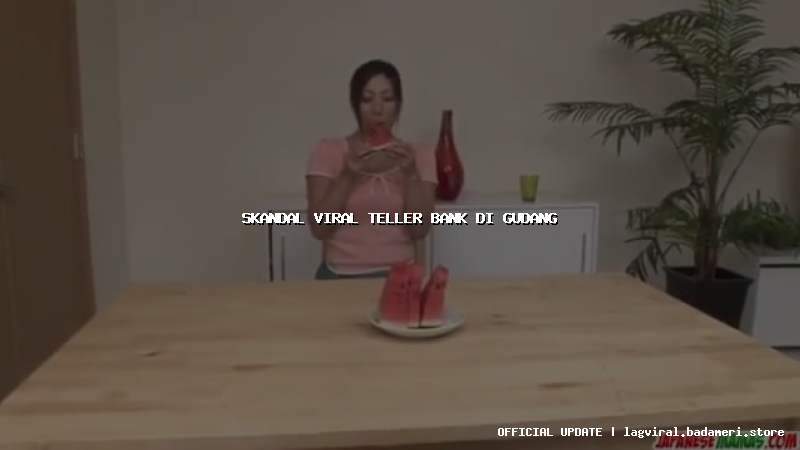 skandal viral teller bank di gudang