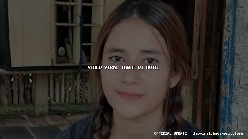 video viral tante di hotel