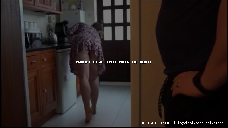 yandex cewe imut main di mobil